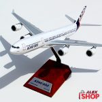 Najveći putnički avion na svetu Airbus 340 maketa 1:100