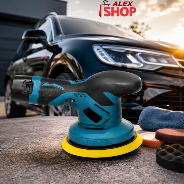 Bežična auto polirka sa nastavcima pored luksuznog automobila