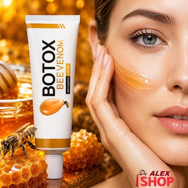 Krupan kadar lica žene uz Botox kremu sa medom i pčelinjim otrovom