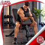 Muškarac vežba sa tegovima na multifunkcionalnoj fitness klupi za vežbanje 7u1